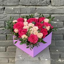 Цветочная композиция из Розы в коробке в Эвенске