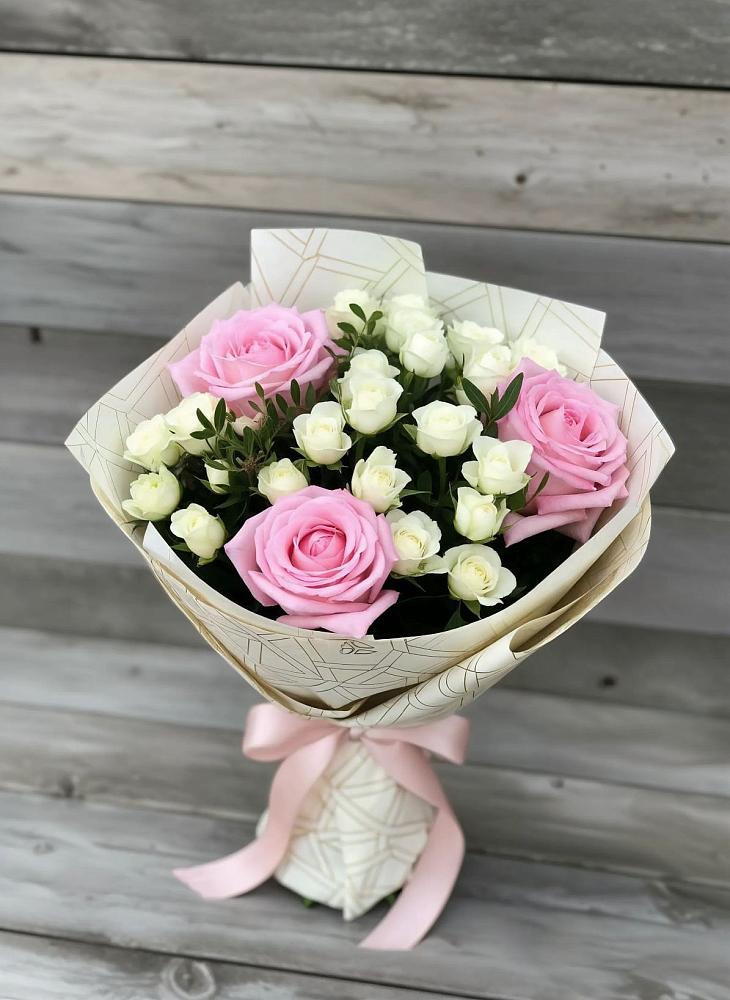 Букет цветов из: Розы в Эвенске