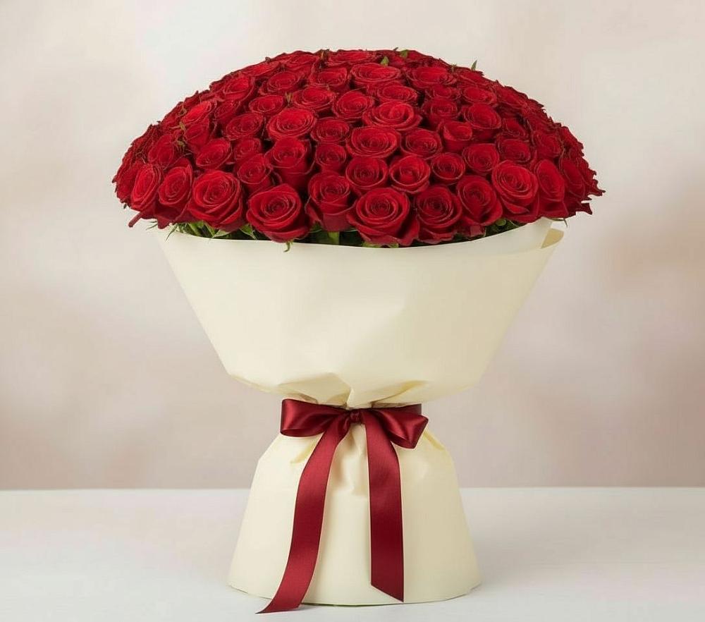Букет 101 Красная роза Милано в Эвенске