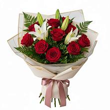 Букет цветов из:  Лилии и Розы в Эвенске