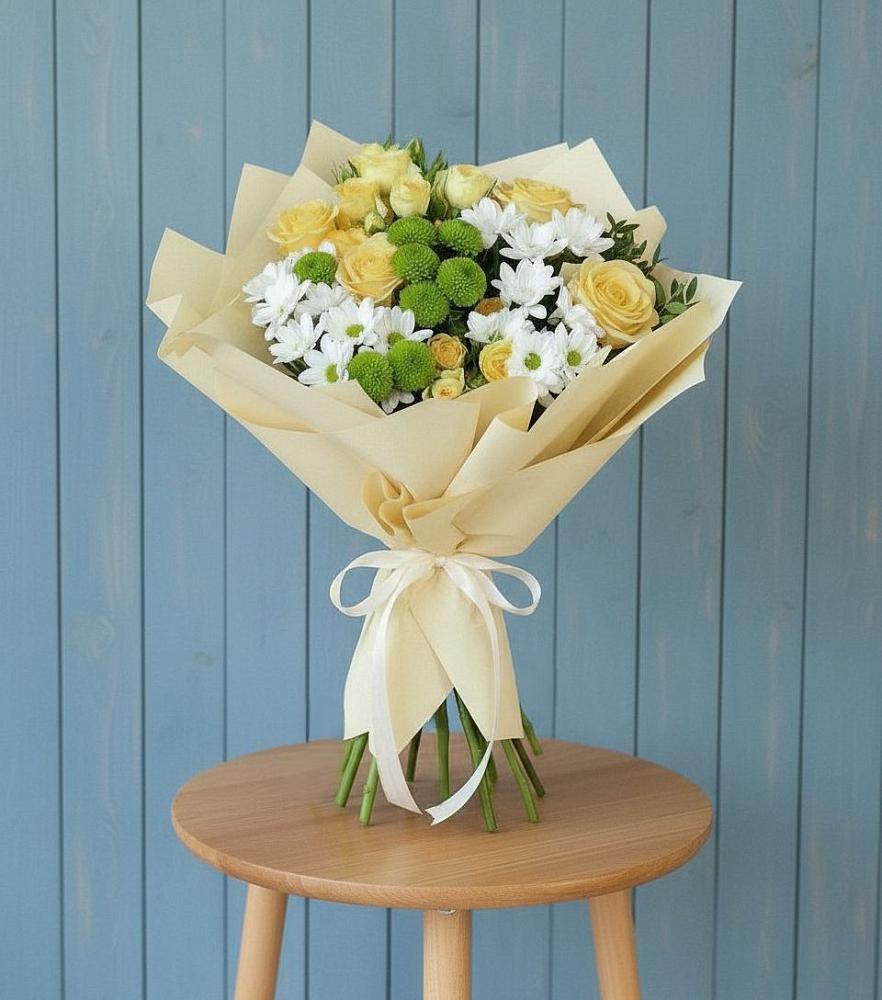 Букет цветов из: Хризантемы и Розы в Эвенске