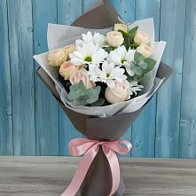 Букет цветов из:  Хризантемы и Розы в Эвенске