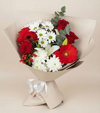 Букет цветов из:  Розы, Хризантемы, Герберы и Лилии в Эвенске