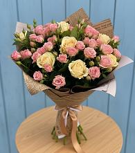 Букет цветов из:  Розы #REPLACE_PRED# Эвенске