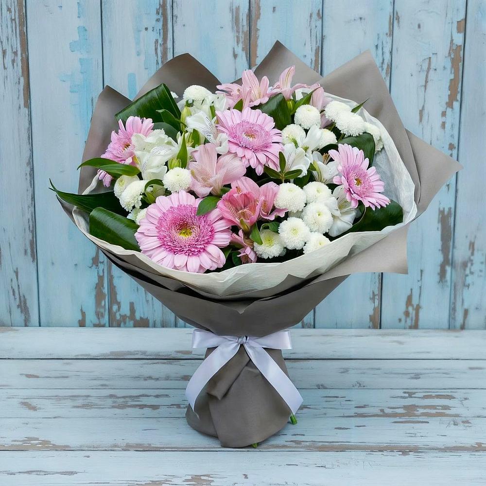 Букет цветов из: Герберы, Альстромерии и Хризантемы в Эвенске