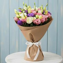 Букет цветов из:  Лизиантусы в Эвенске