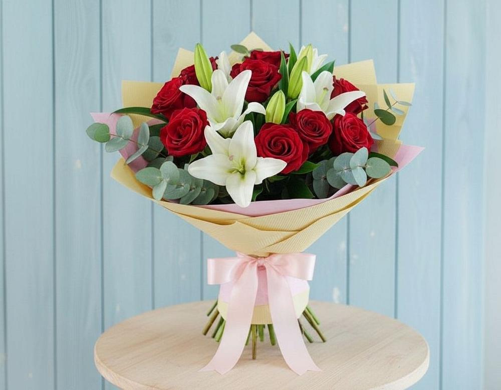 Букет цветов из: Лилии и Розы в Эвенске